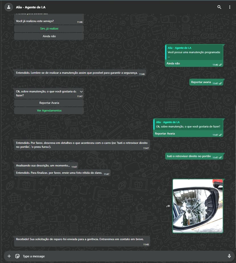 Conversa WhatsApp mostrando motorista reportando avaria no retrovisor com foto do dano